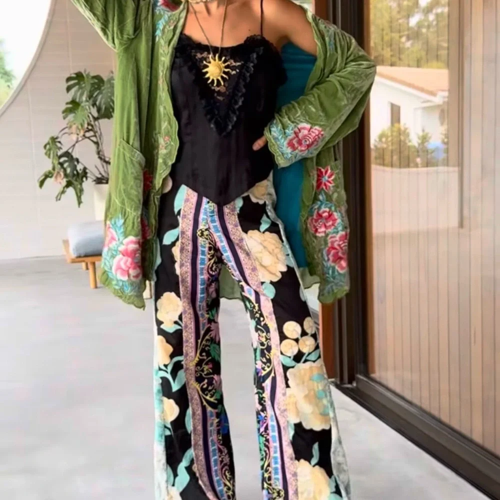 Chasing Unicorns One Night In Heaven Silk Velvet Housecoat BNWT - Picture 4 of 12